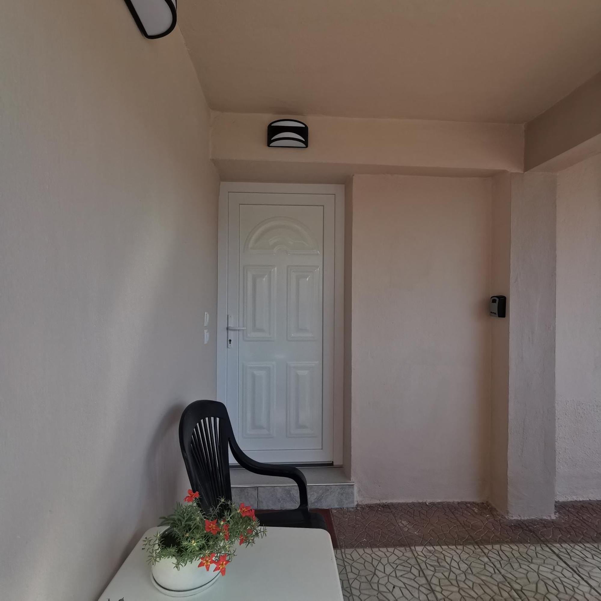 ExaplatanosOlympia Project / Χώρος Διαμονής Στην Αλμωπίαアパートメント エクステリア 写真